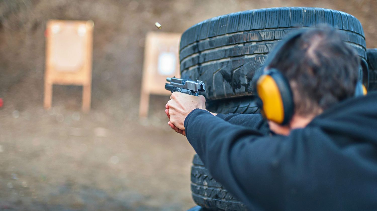 Featured | Advanced outdoor tactical shooting on target around barrier and wall | Active Shooter Training: How To Prepare For An Active Shooter