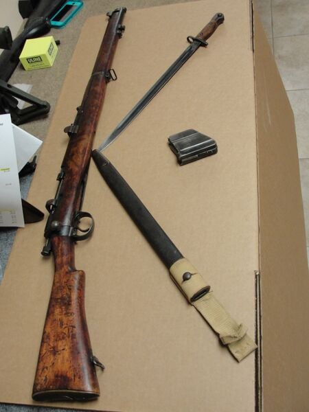 Short Magazine Lee Enfield
