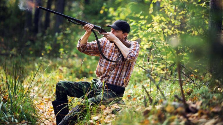hunter firing a rifle | Exclusive SL Air Gun For Sale: The Girandoni Rifle | air gun for sale | air gun price | Featured
