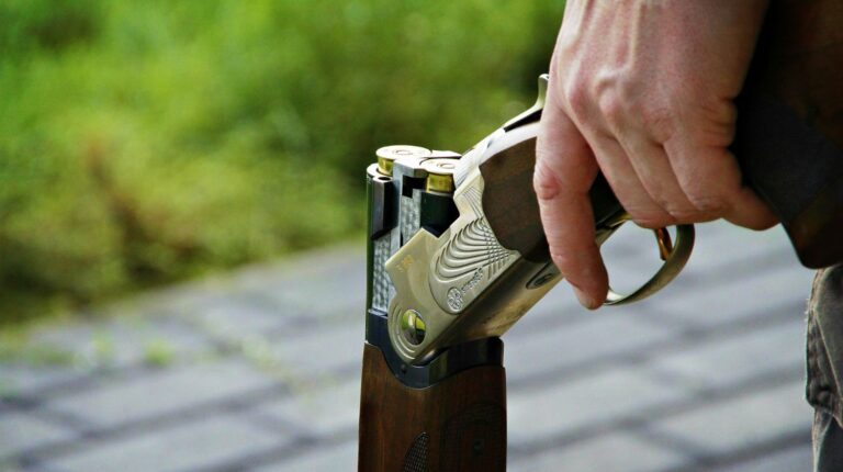 Feature | Man with a shotgun | Home Defense Shotgun | Realities and Myths