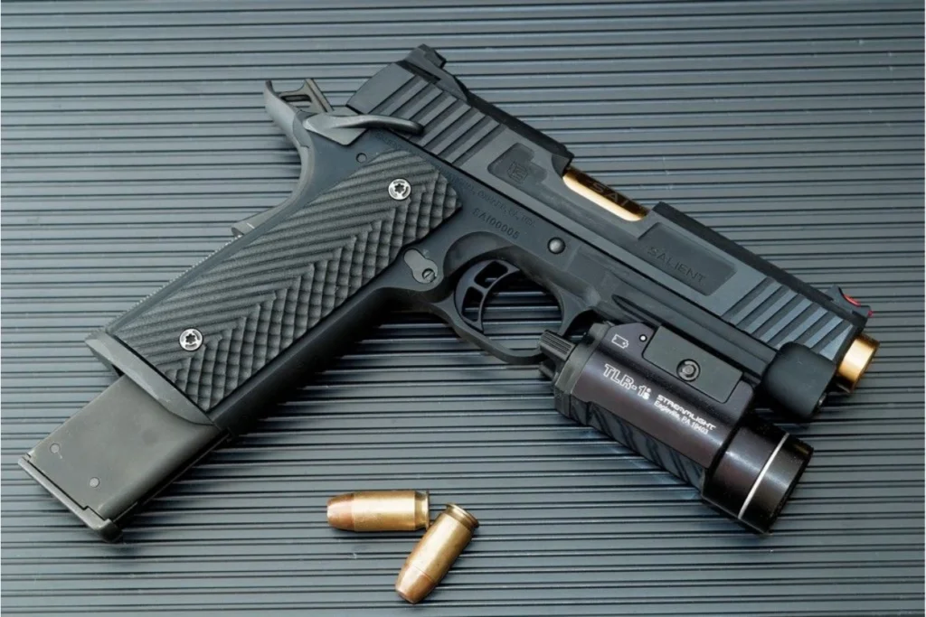 Revolver vs. Semi-Auto